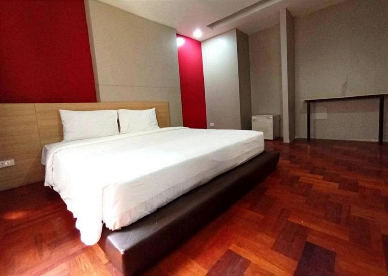 Go Inn Bts Surasak Silom Bkk โกอินน์ บีทีเอส สถานีสุรศักดิ์ กรุงเทพมหานคร ภายนอก รูปภาพ